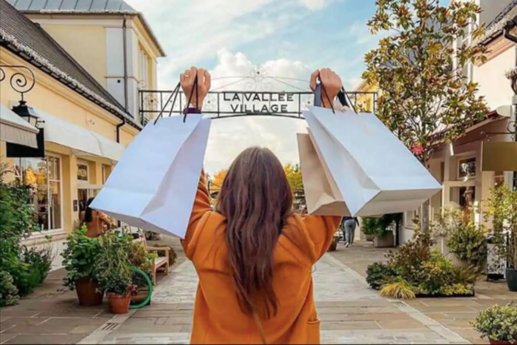 Suite Elite Disneyland Chessy  Εξωτερικό φωτογραφία